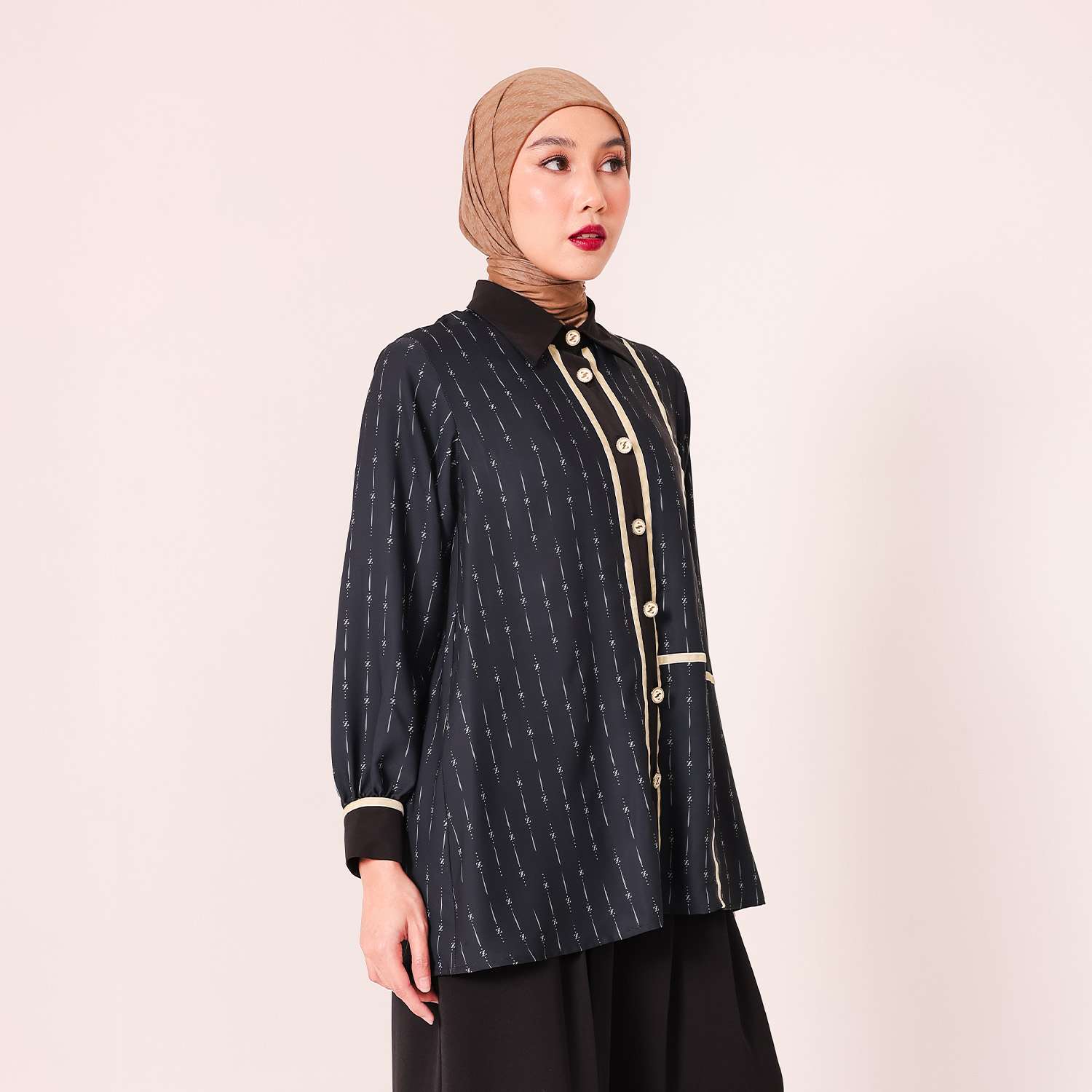 Fiela Blouse