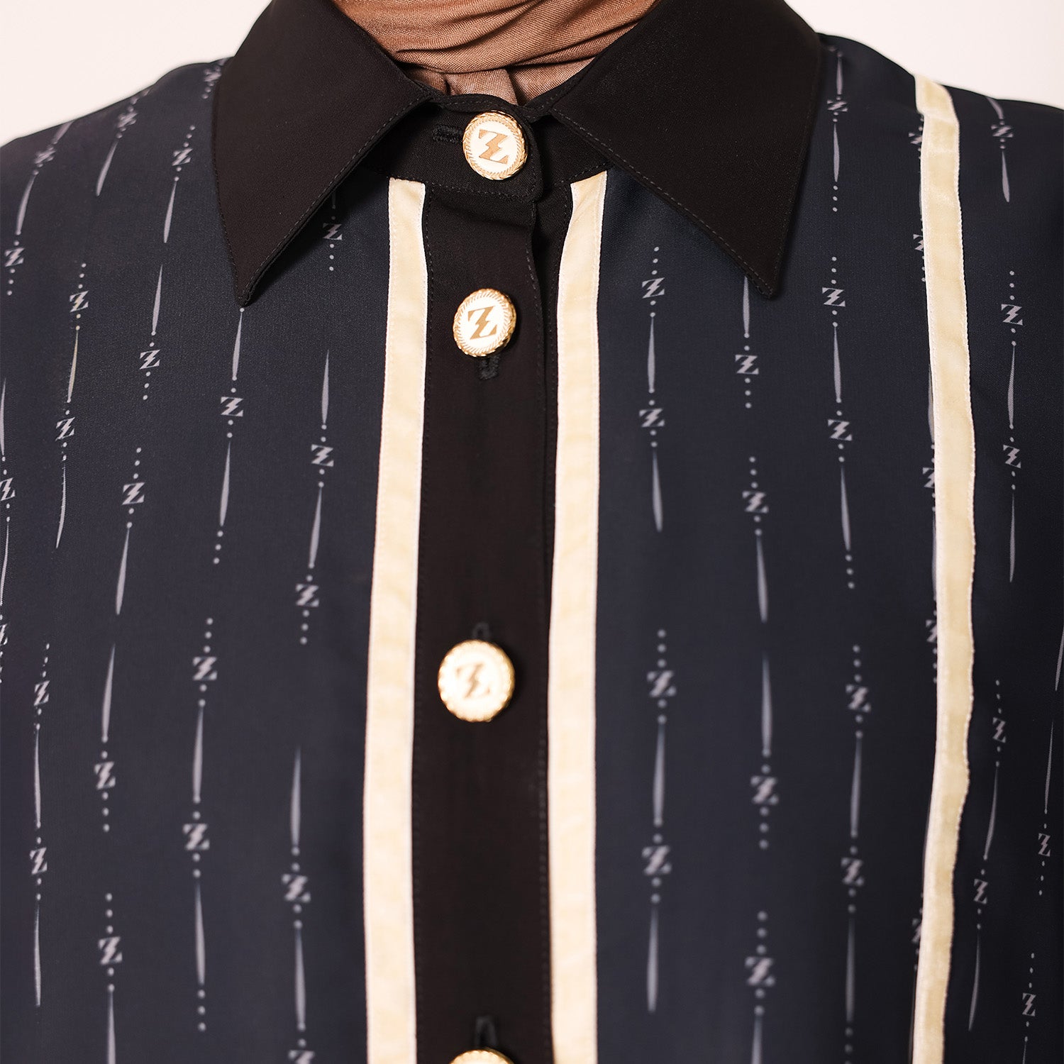 Fiela Blouse