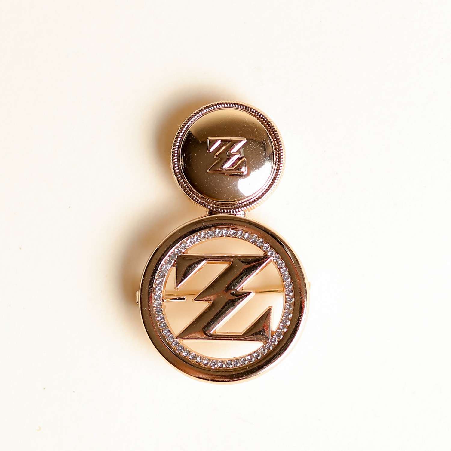 Axia Brooch Retrospective ZS