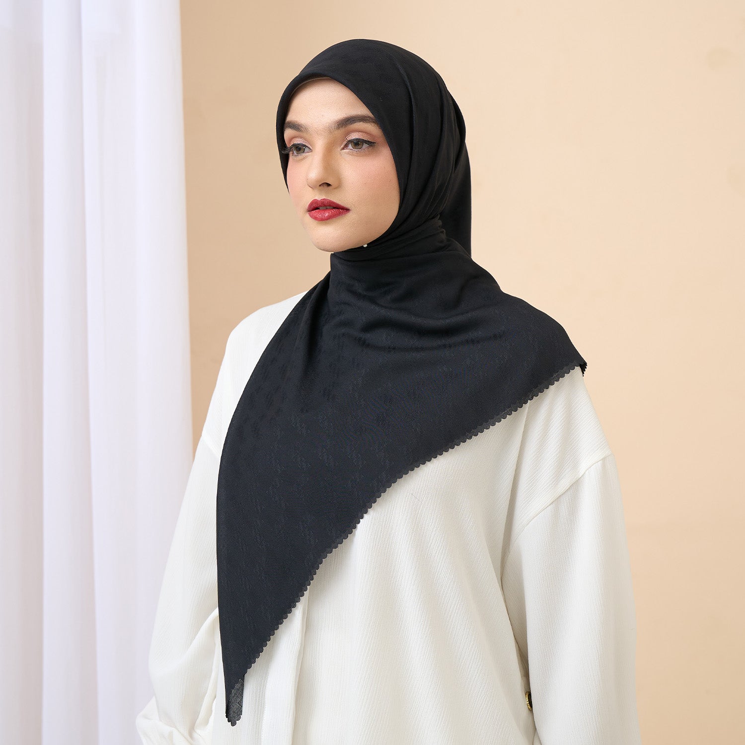 Cayra Jacquard Scarf