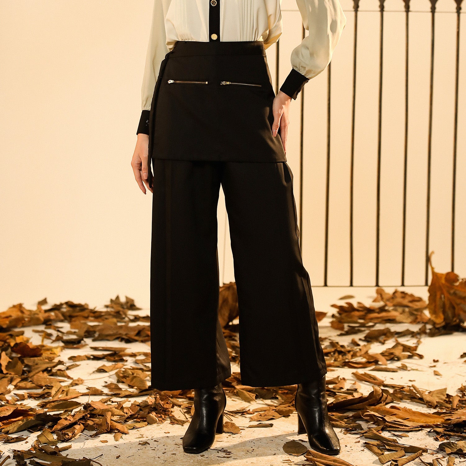 Cora Pants with Apron