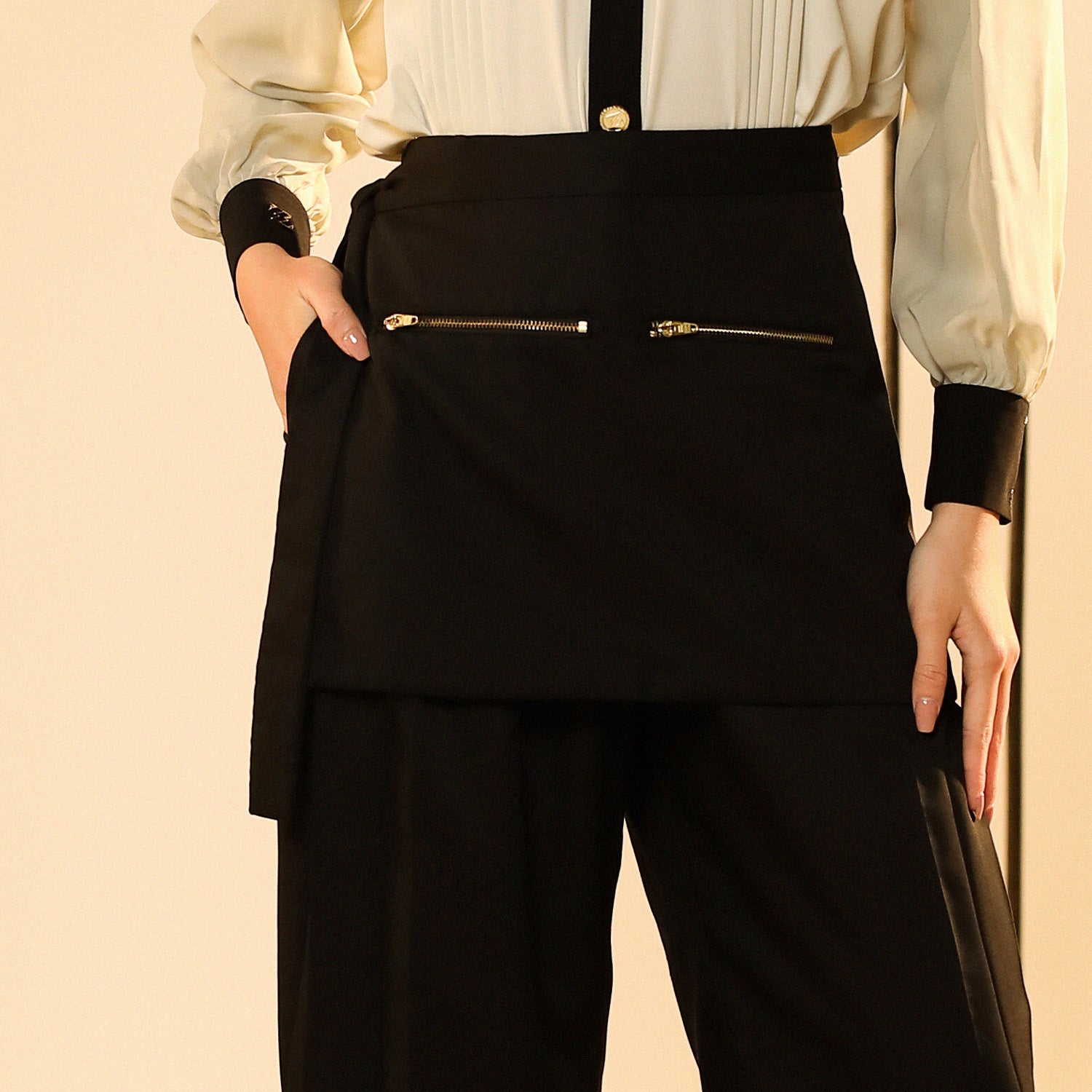 Cora Pants with Apron