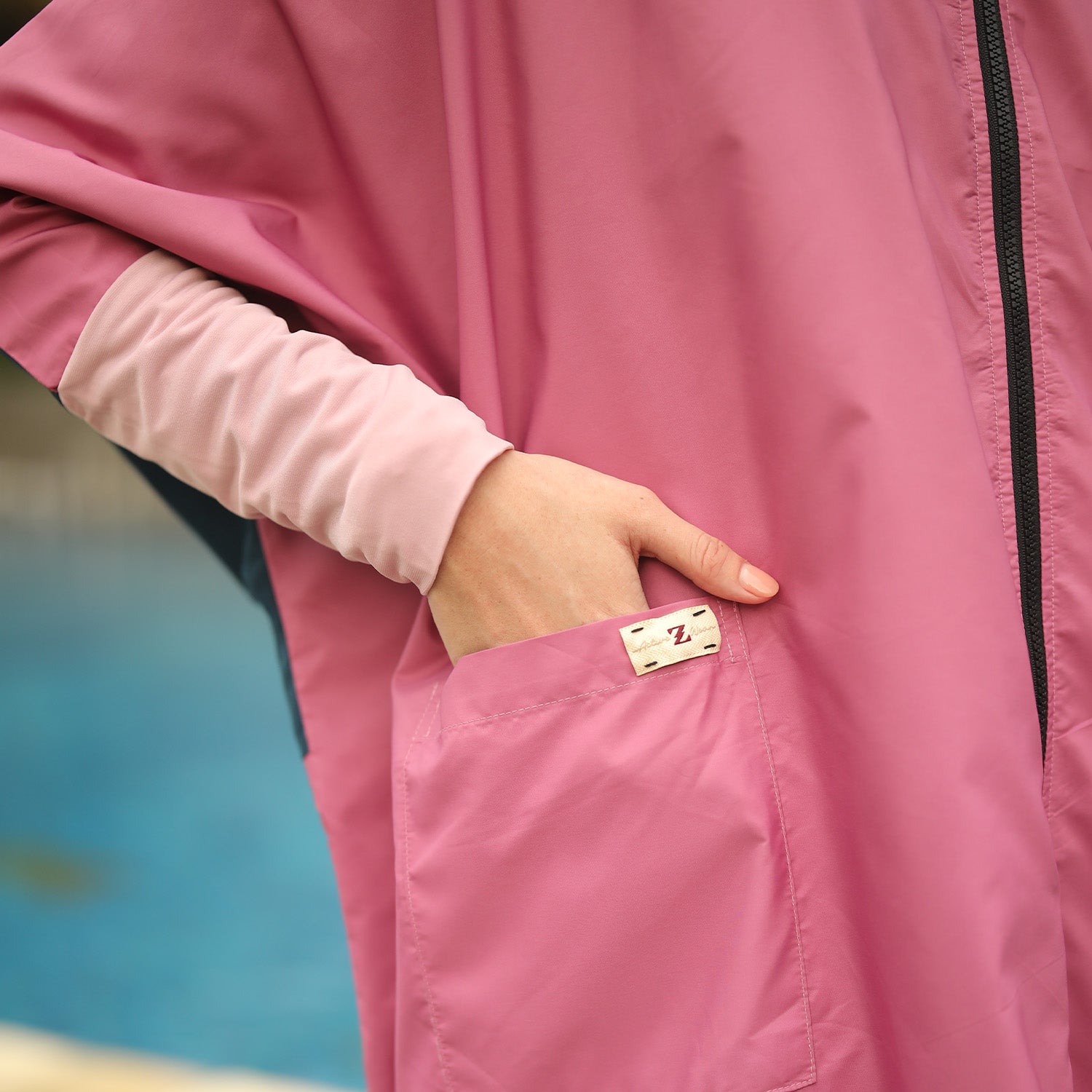 Decha Parachute Jacket