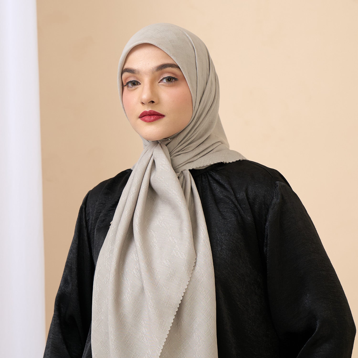 Cayra Jacquard Scarf