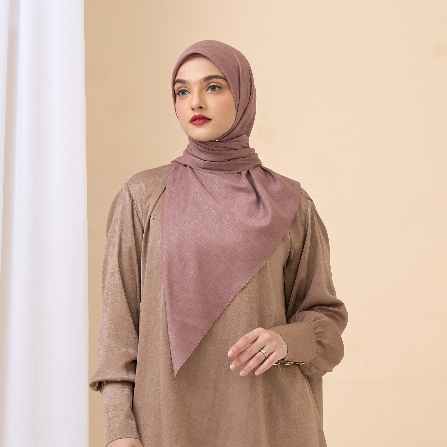 Cayra Jacquard Scarf