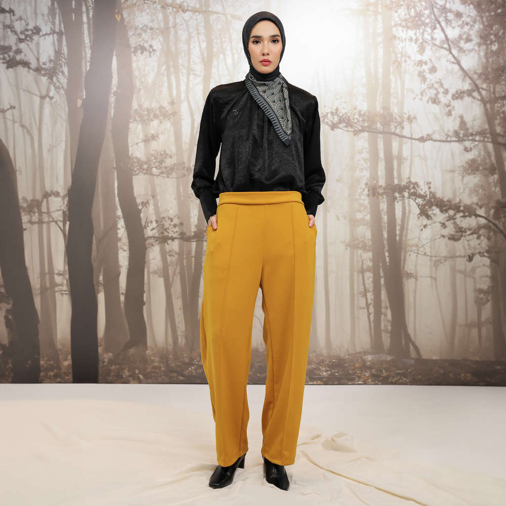 Nevara Pants Mustard