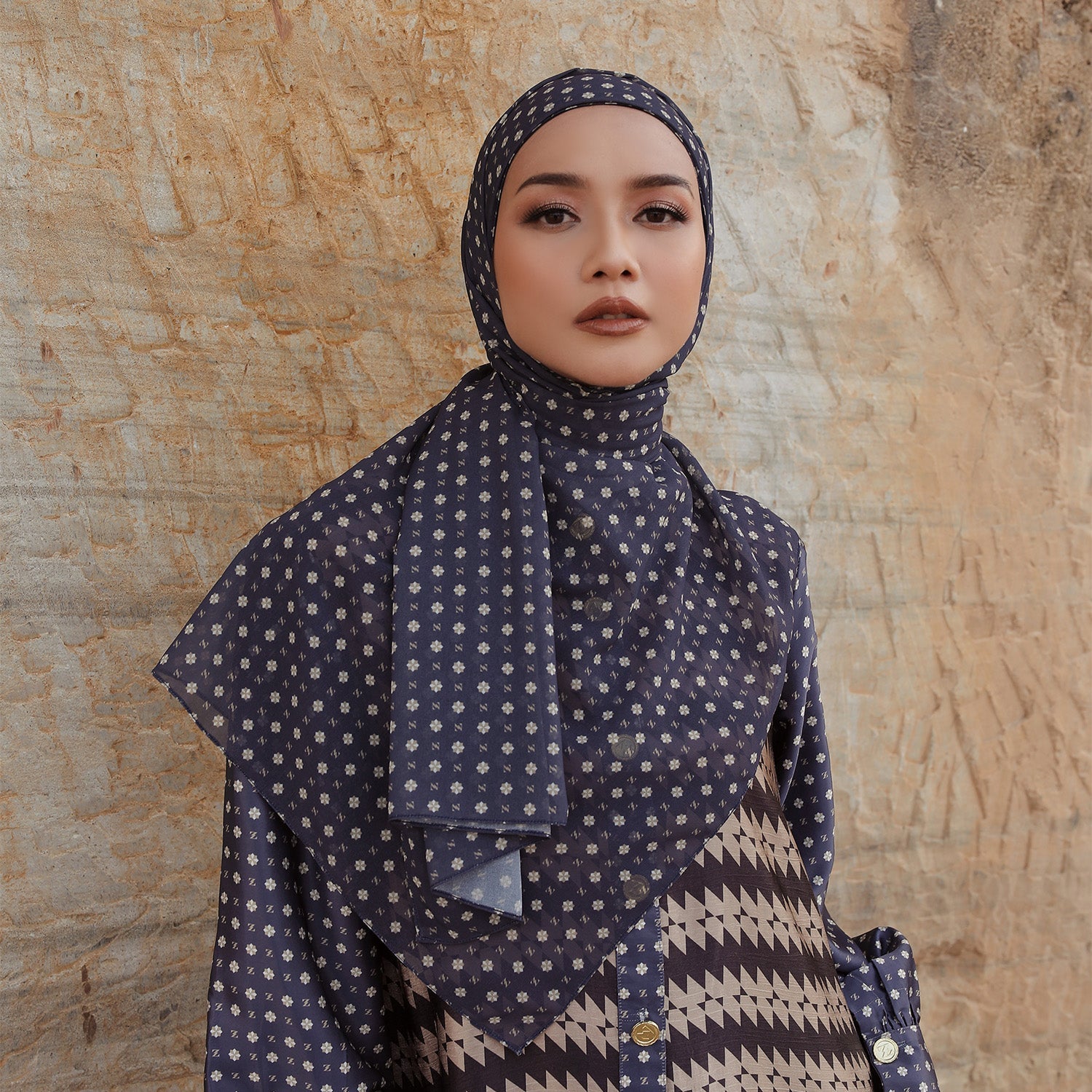 Nuha Pashmina Minor