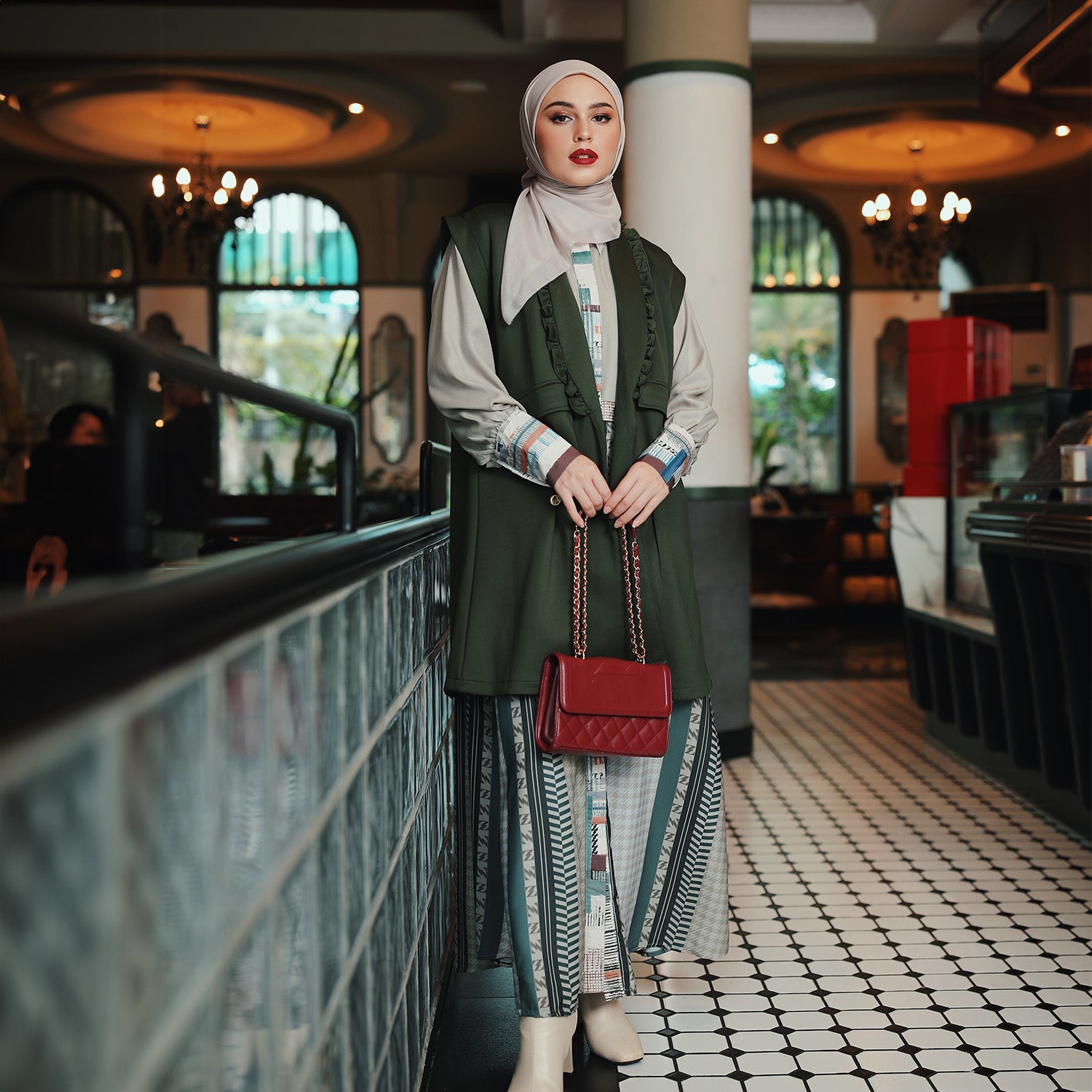 Levana Vest