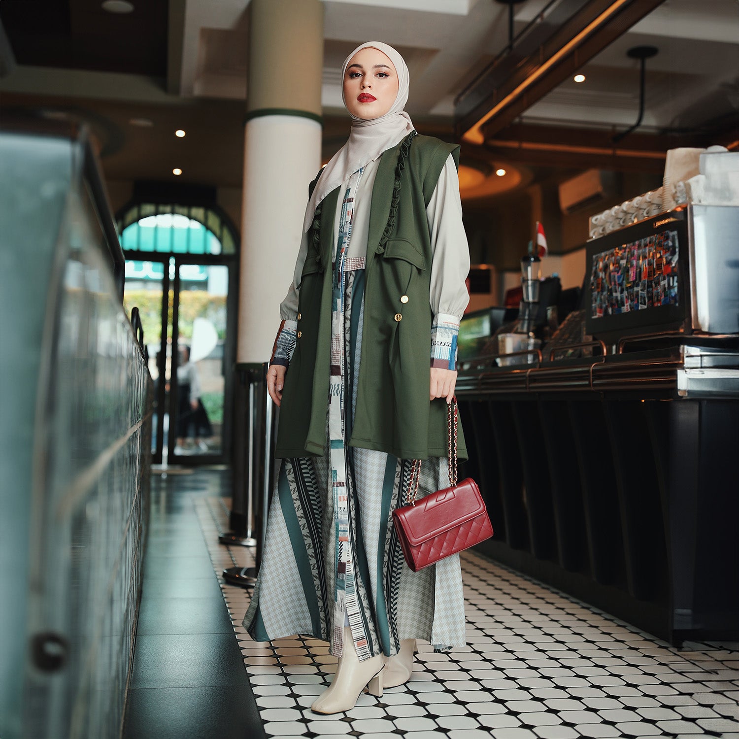Levana Vest