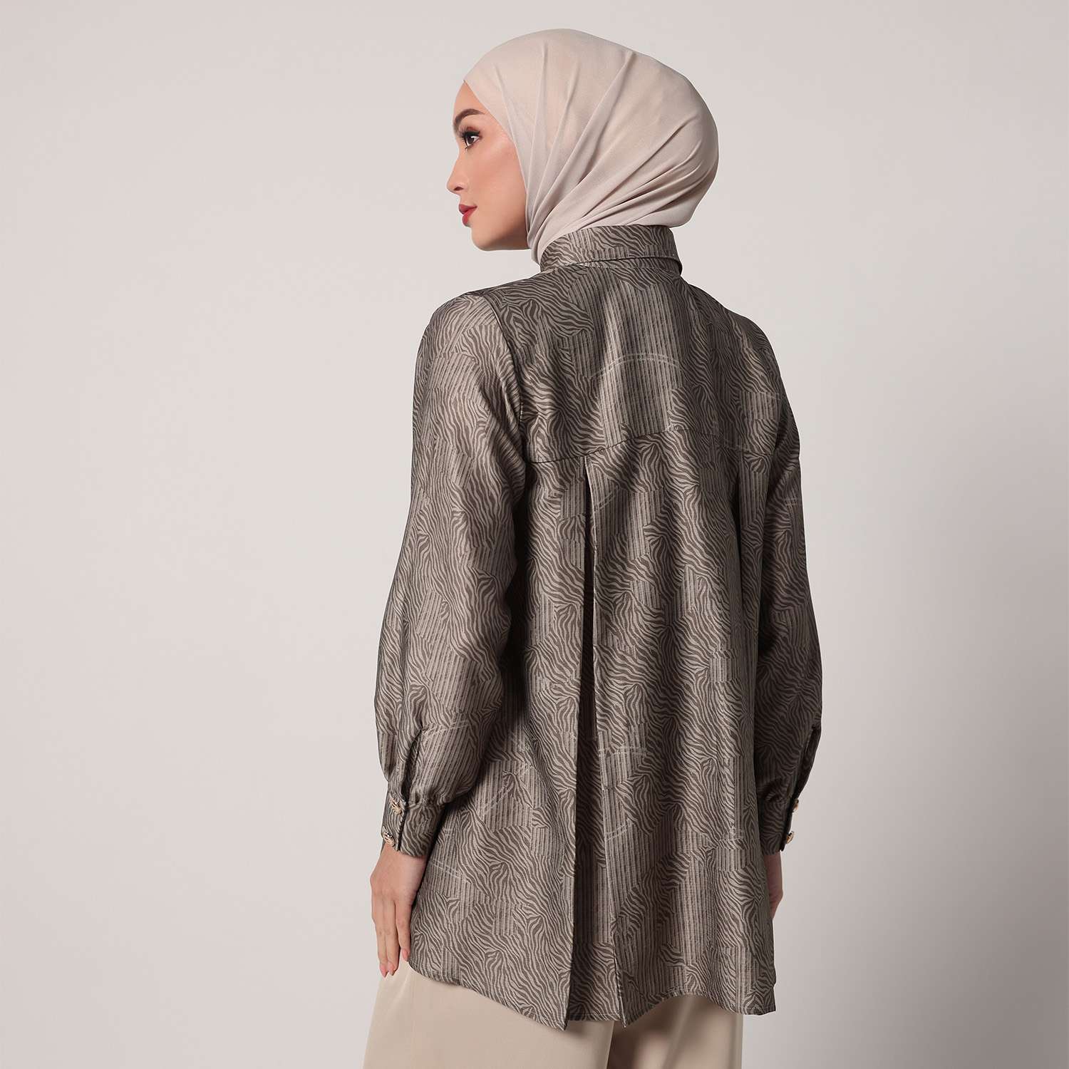 Quira Blouse Minor
