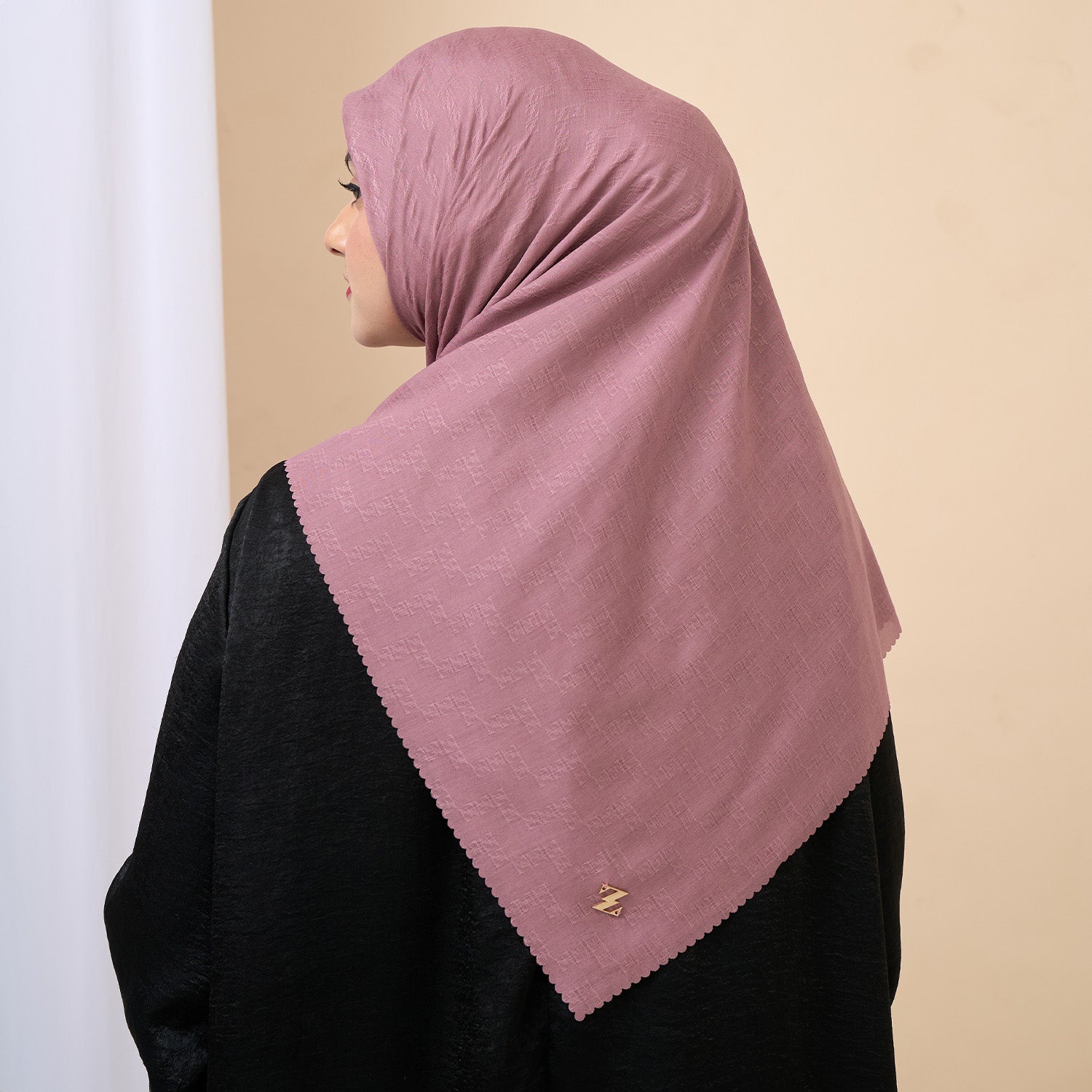 Cayra Jacquard Scarf