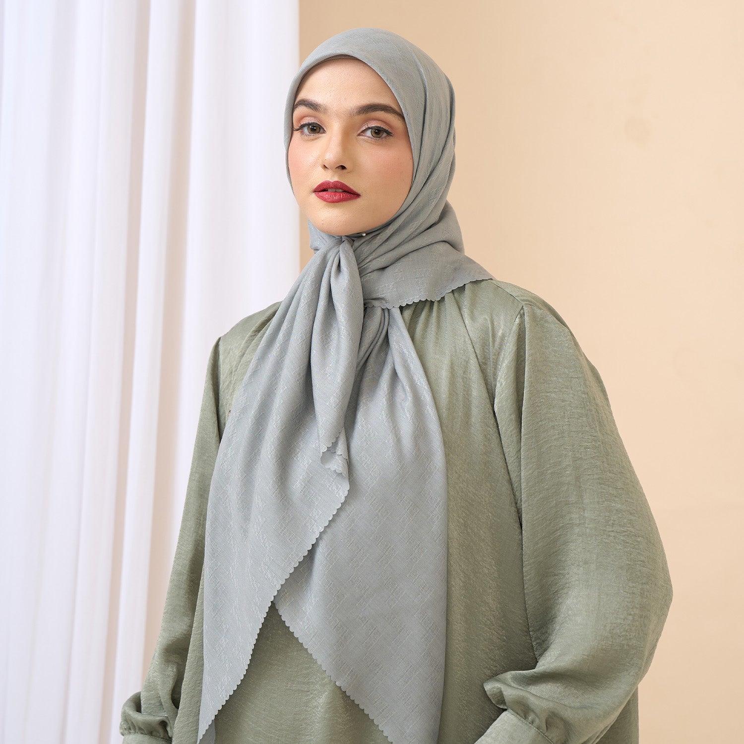 Cayra Jacquard Scarf