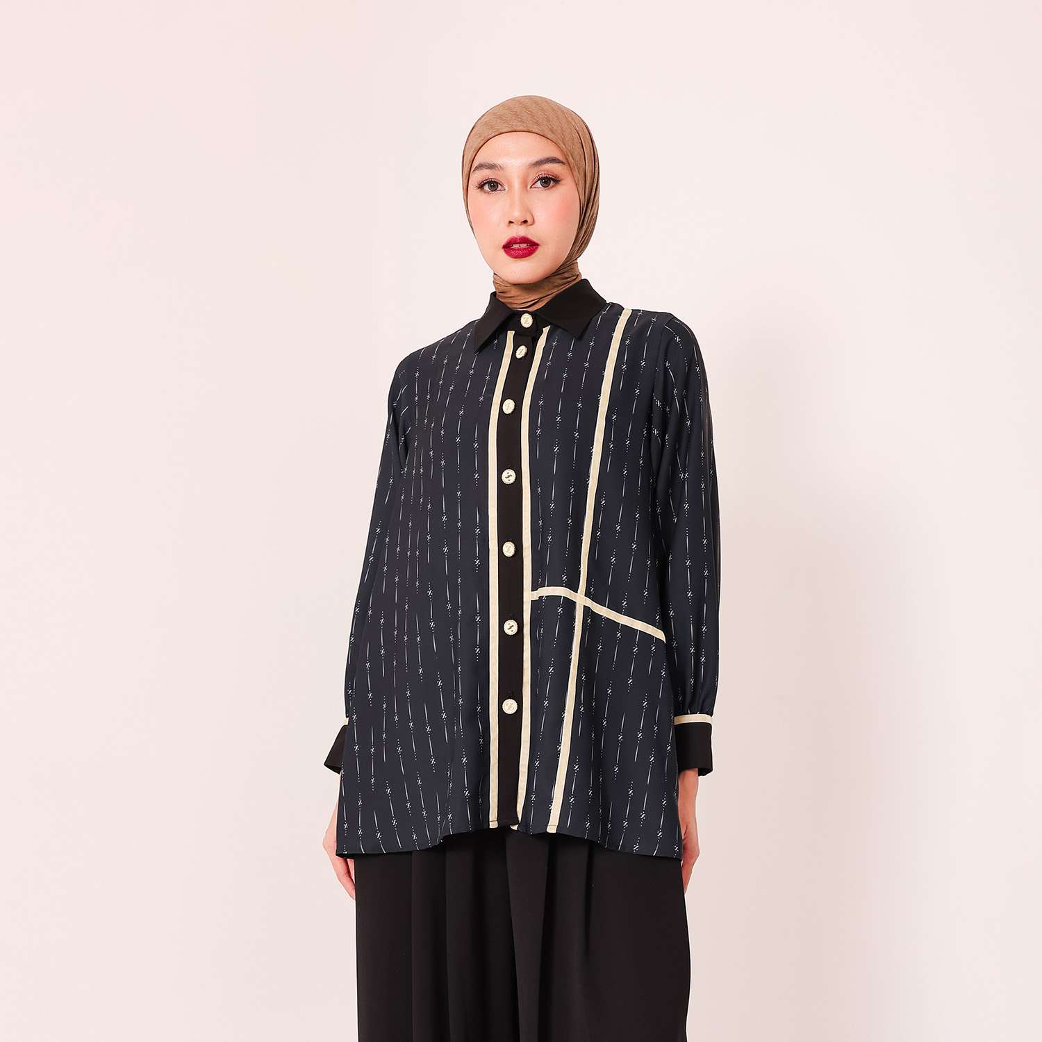 Fiela Blouse