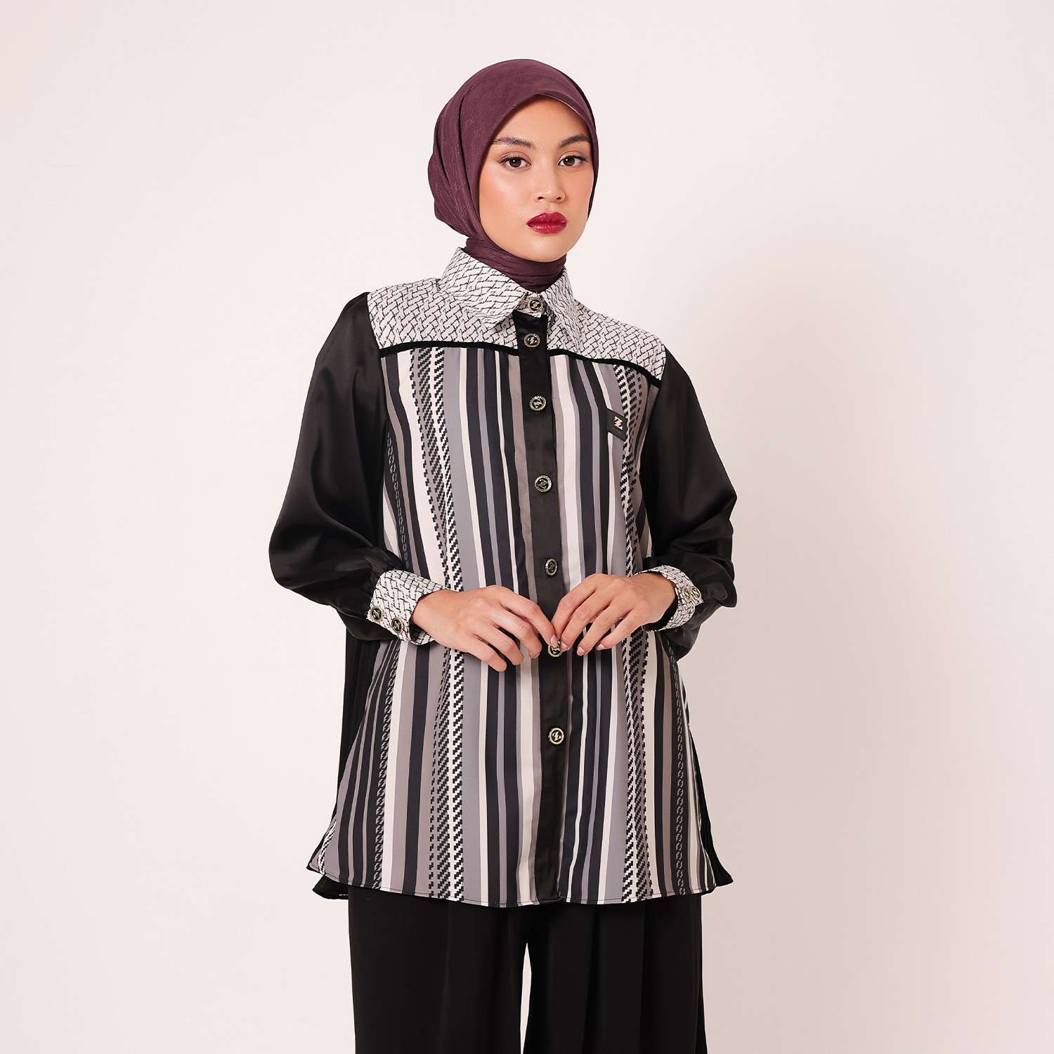 Yura Blouse