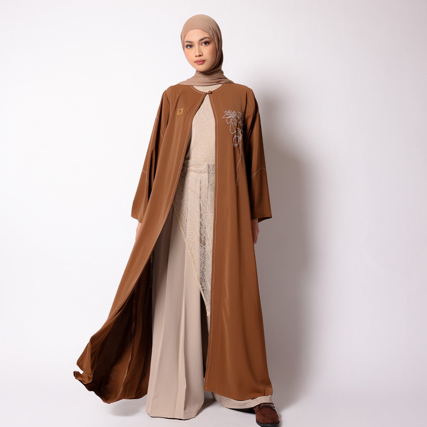 Aubree Outer