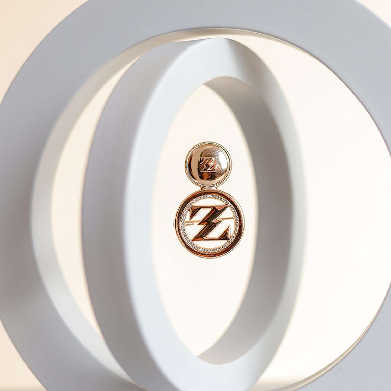 Axia Brooch Retrospective ZS