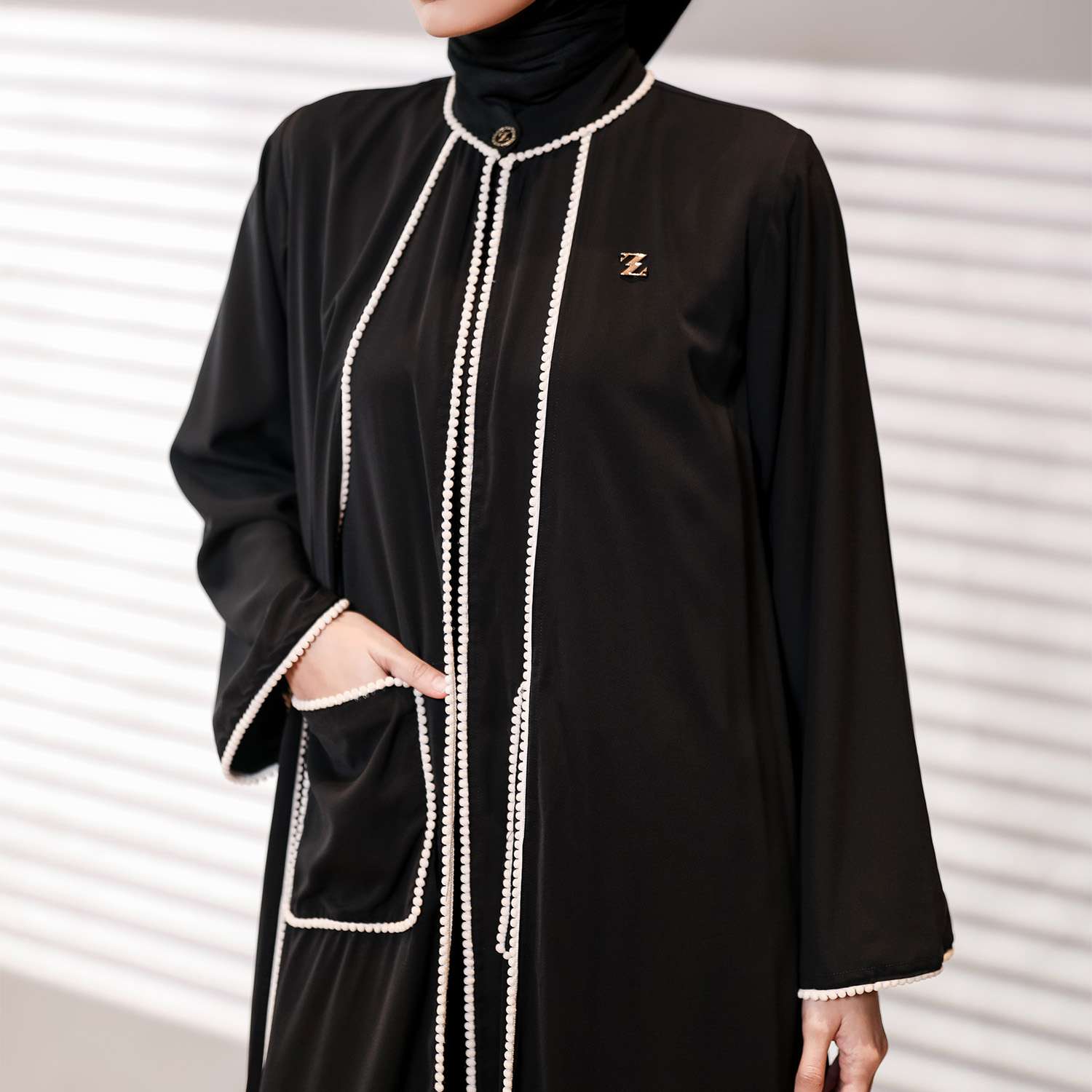 Azalea Abaya