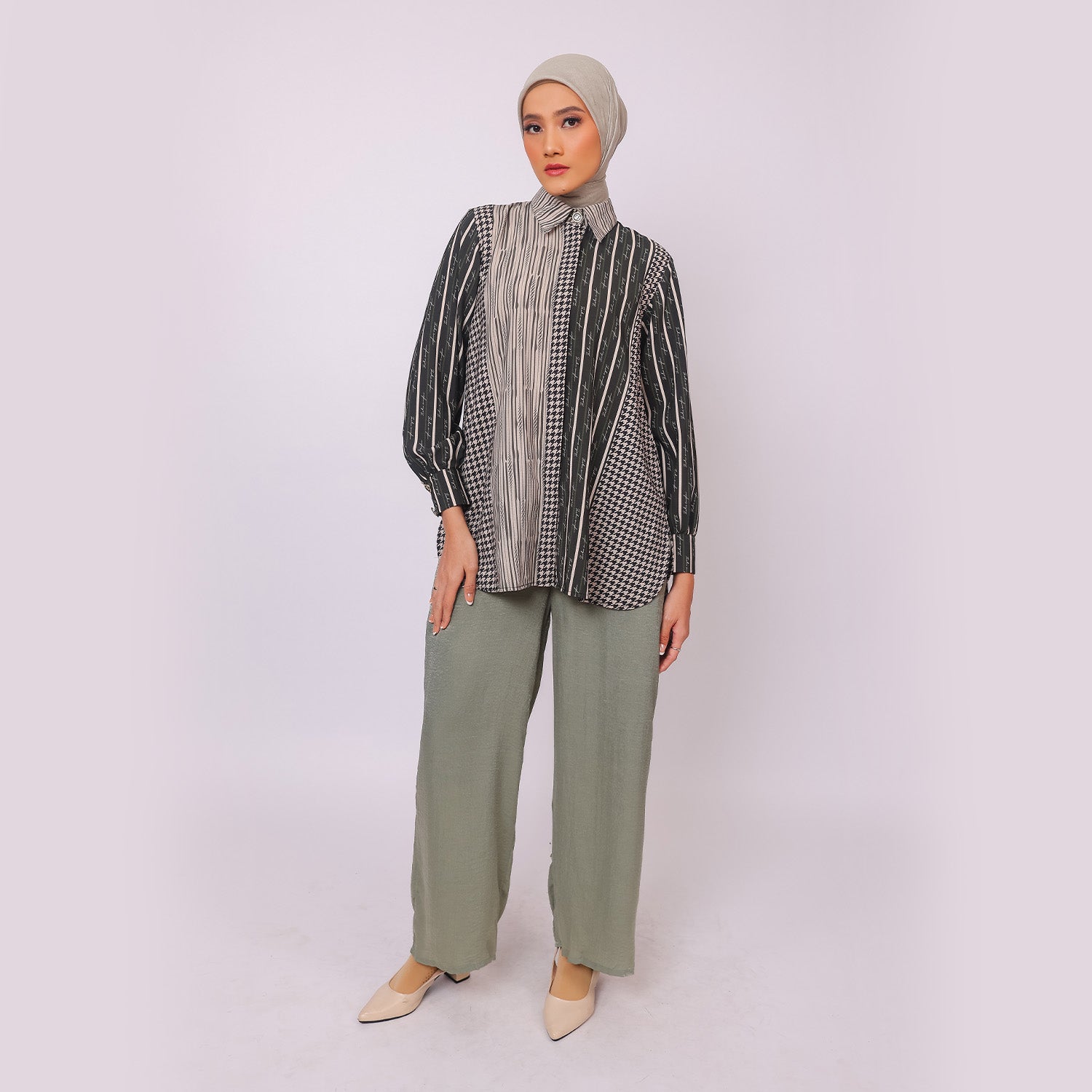 Caily Blouse