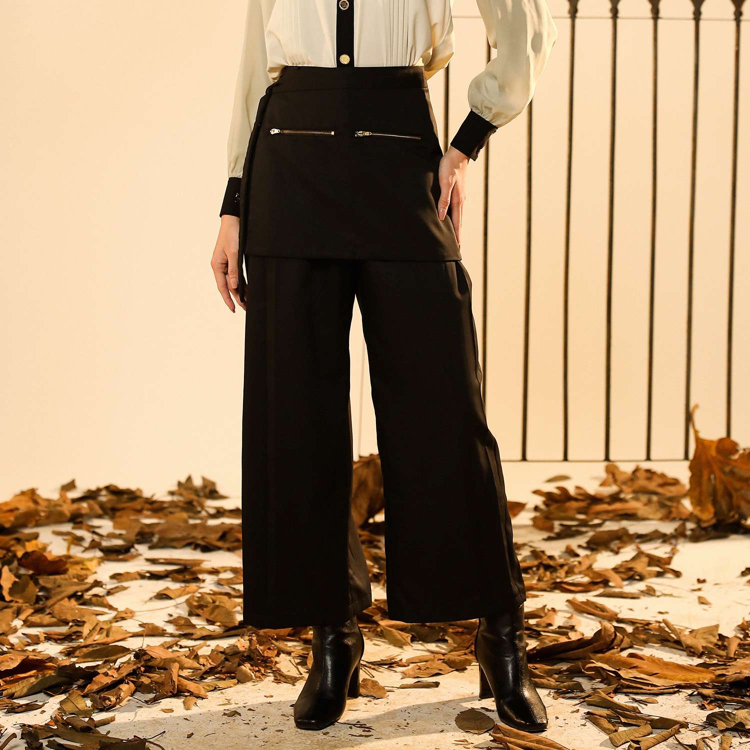 Cora Pants with Apron