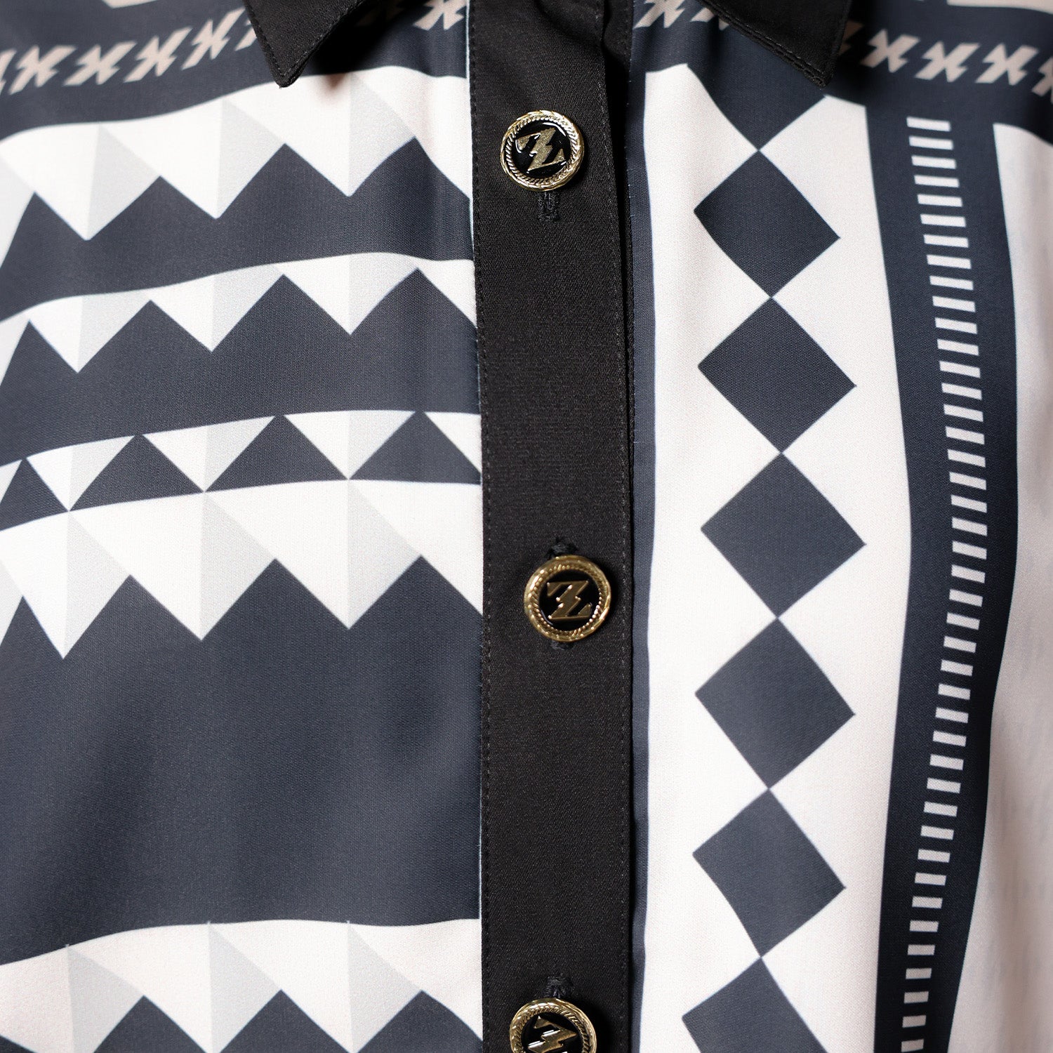 Xyra Blouse