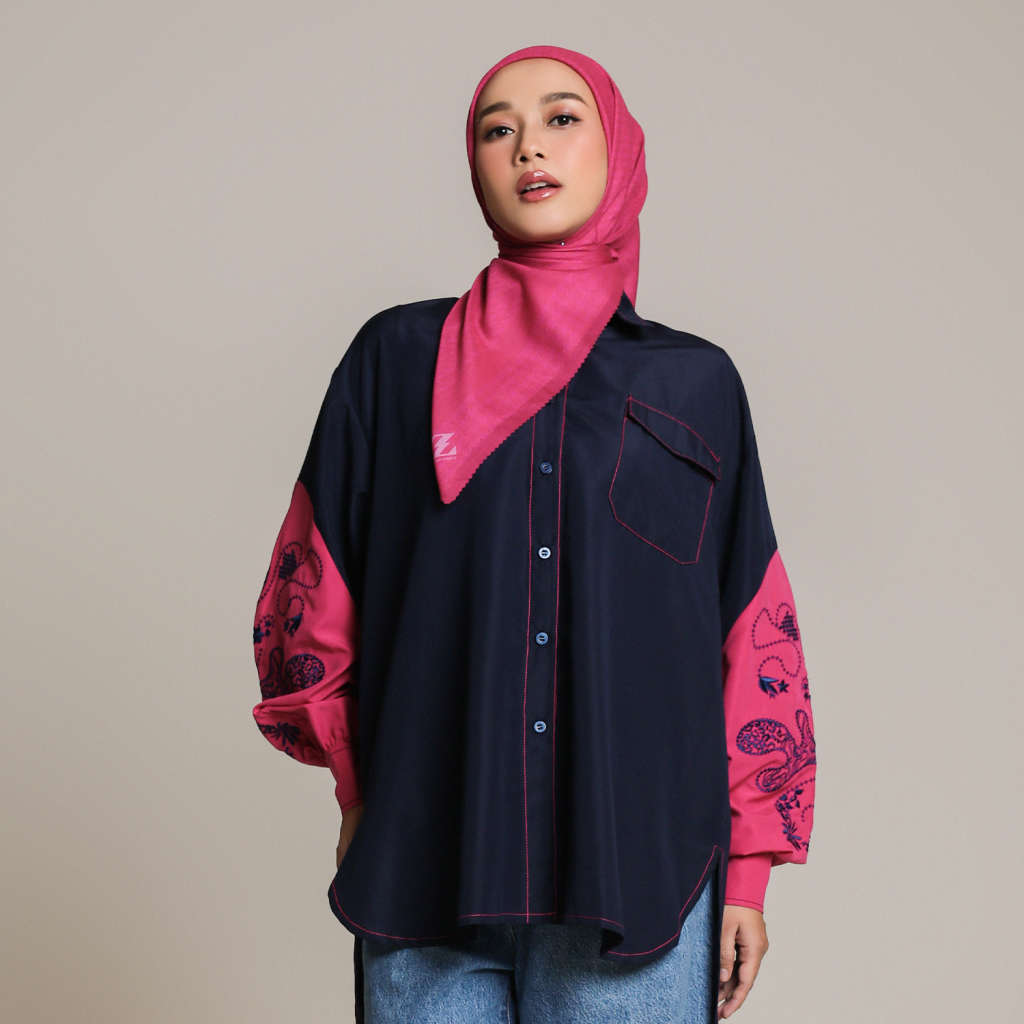 Kamari Blouse Navy Fuschia