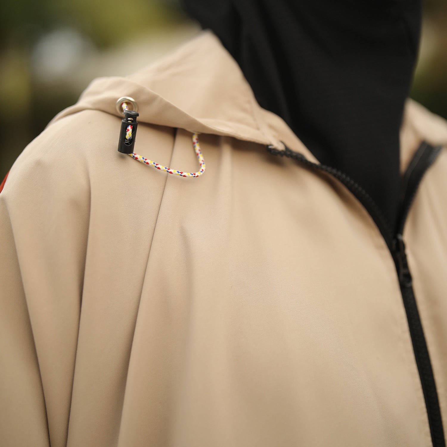 Decha Parachute Jacket