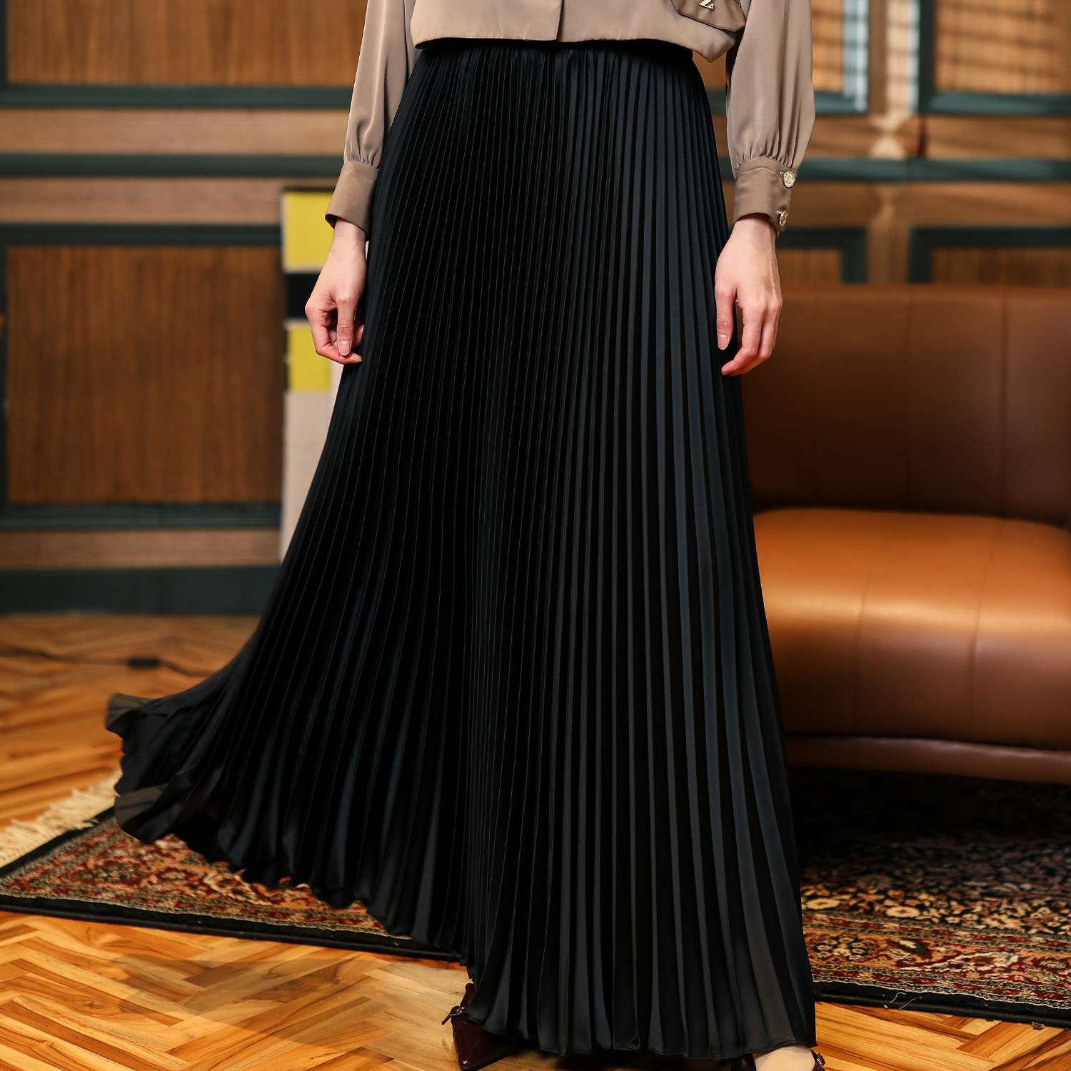 Liv Pleated Skirt