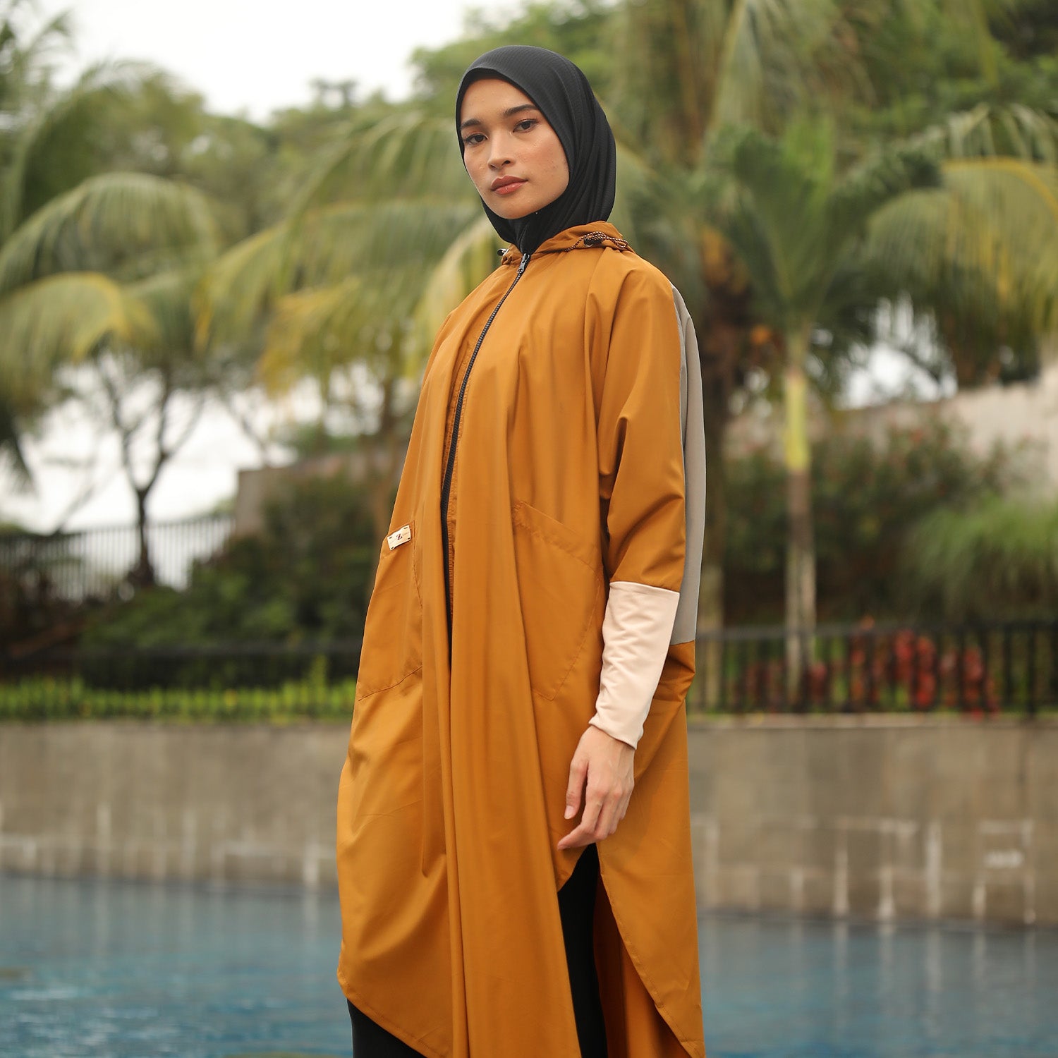Decha Parachute Jacket
