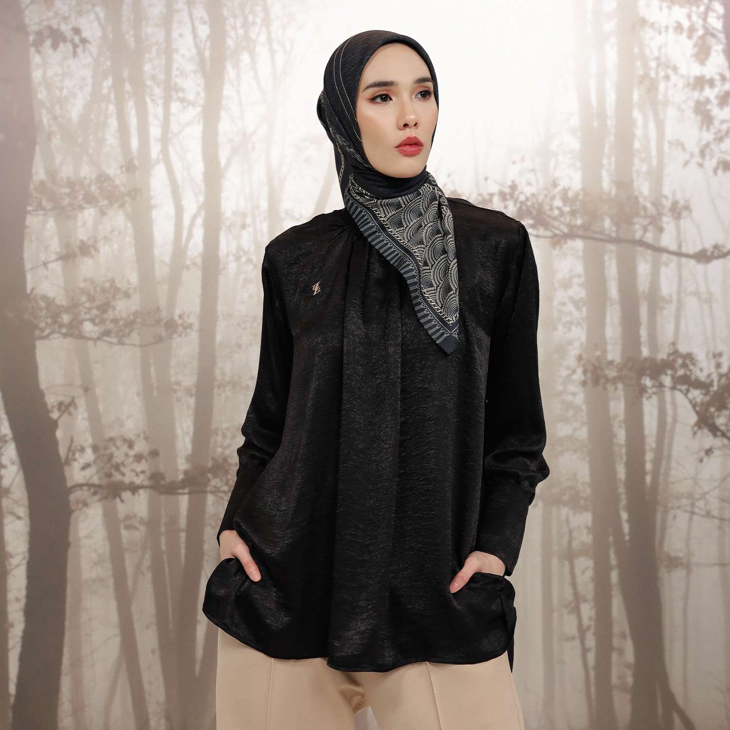 Ruella Blouse