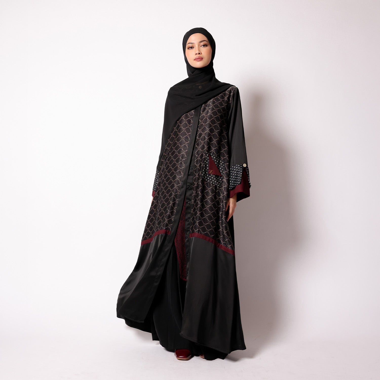 Rumee Abaya Retrospective ZS