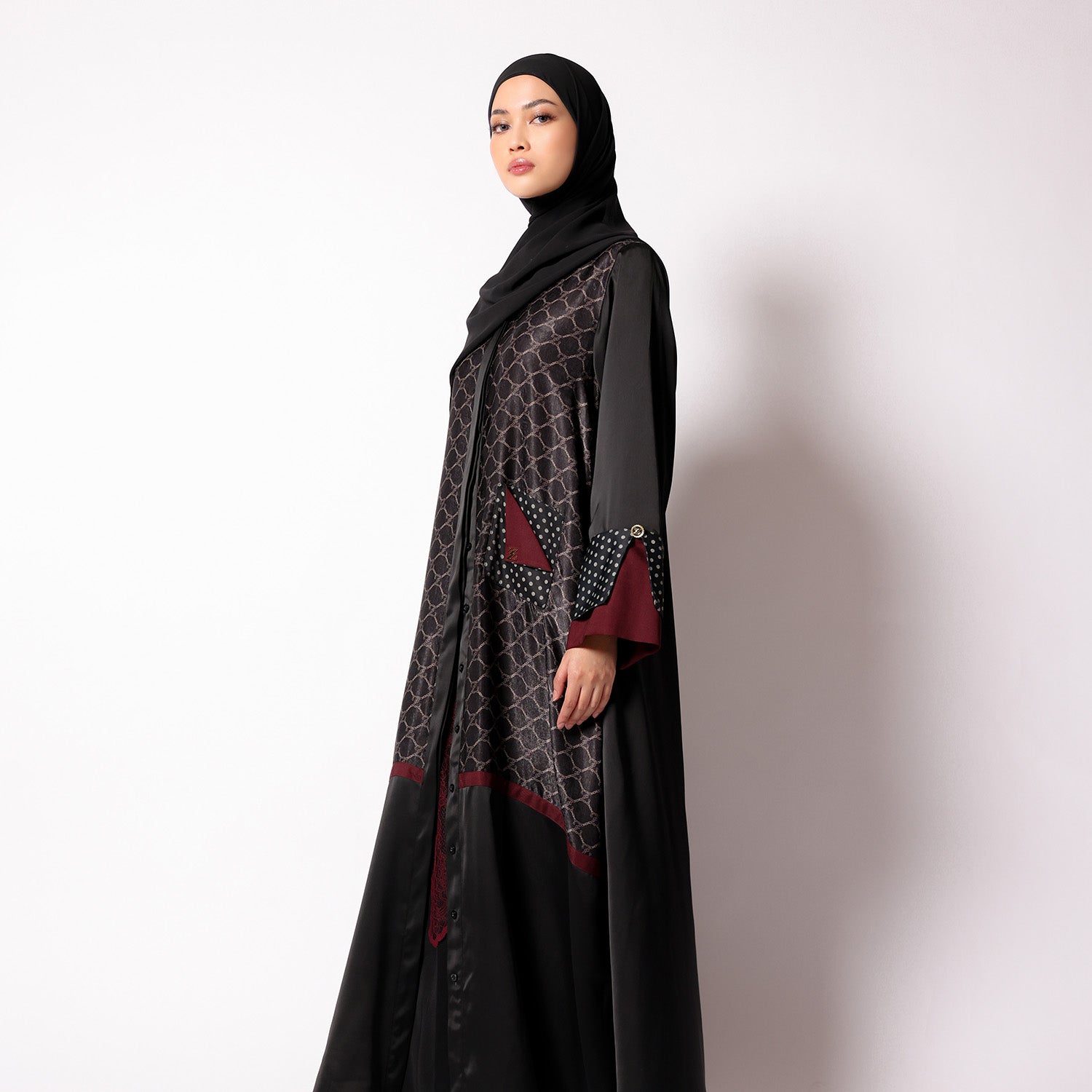 Rumee Abaya Retrospective ZS