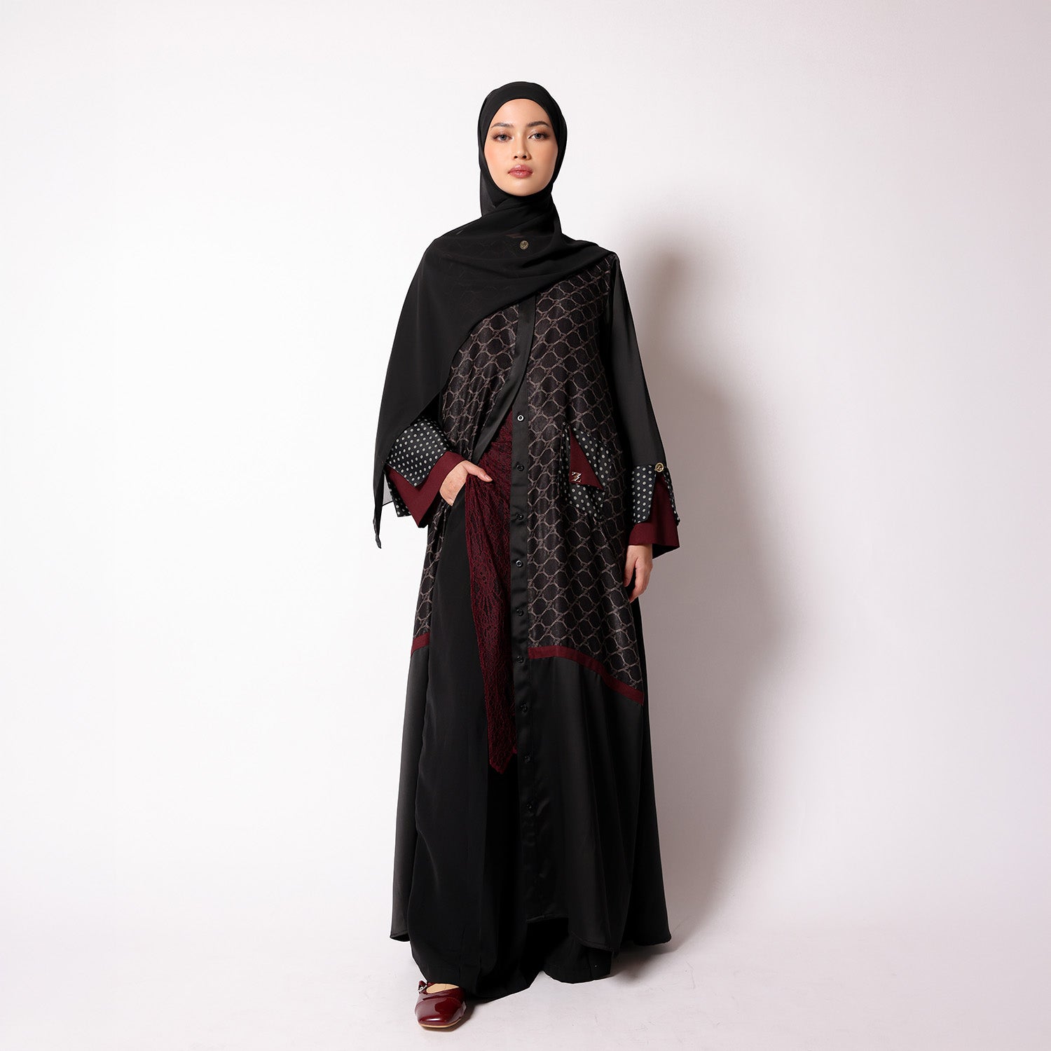 Rumee Abaya Retrospective ZS